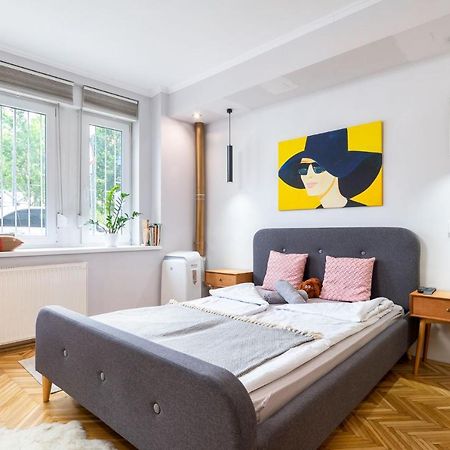 Riverbank Apartment At Parliament Budapest Exterior photo
